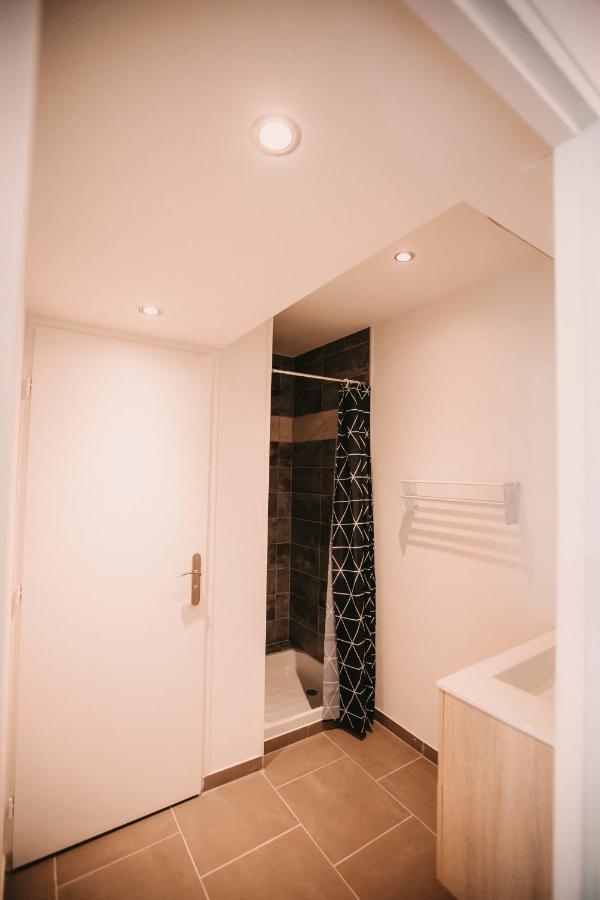 Franc-Bisontin - Unique ! 4 Logements Disponibles Besançon Dış mekan fotoğraf