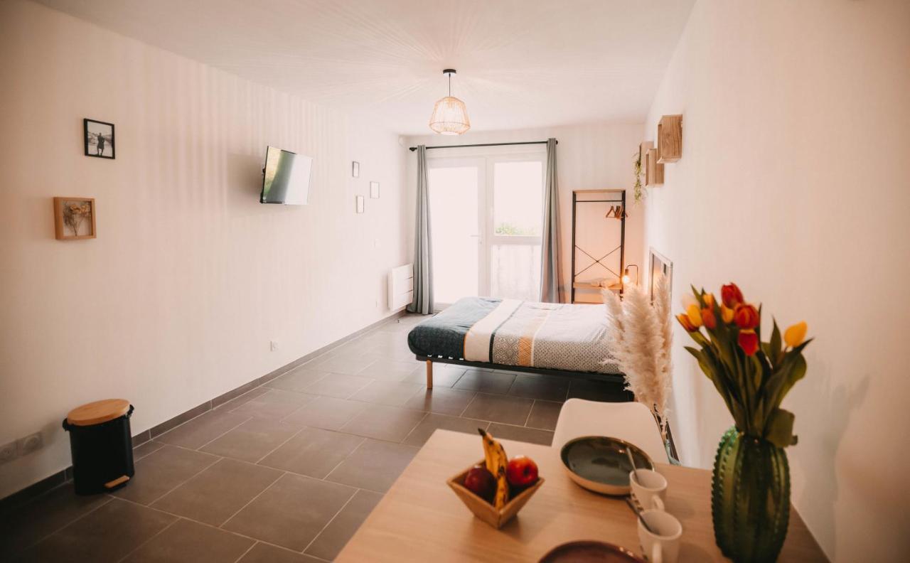 Franc-Bisontin - Unique ! 4 Logements Disponibles Besançon Dış mekan fotoğraf